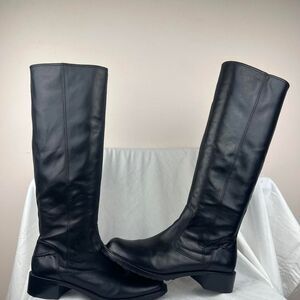 Donald J Pliner BIXBI-35 Tall Leather Riding Boots Stacked Heel Lug Sole Size 9